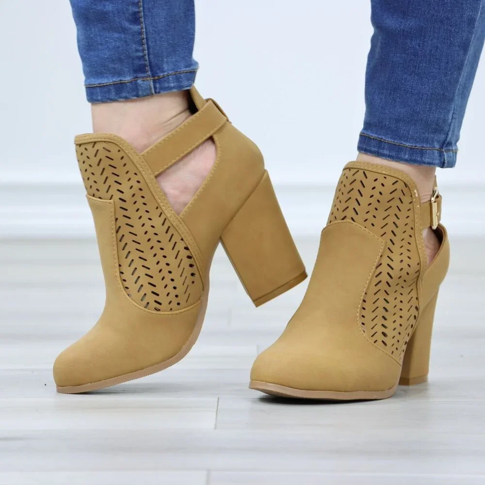 Tan Faux Nubuck Round Toe Block Heeled Ankle Boots Lacer Cut Design - Picture 11 of 12